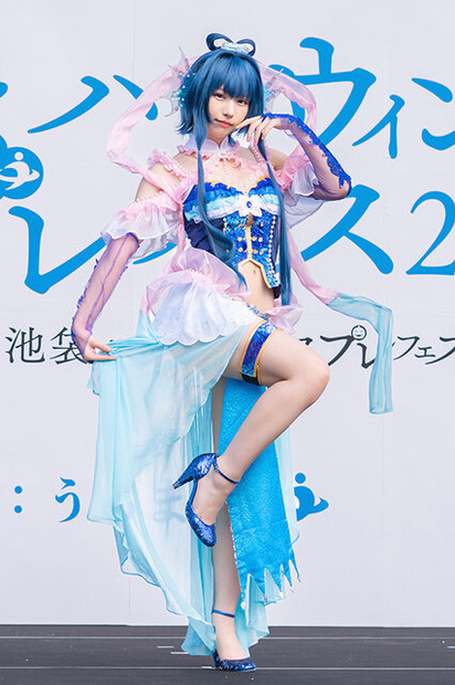 乙姫（オリジナル衣装）／えなこ（@enako_cos）、撮影：乃木章