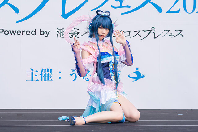 乙姫（オリジナル衣装）／えなこ（@enako_cos）、撮影：乃木章