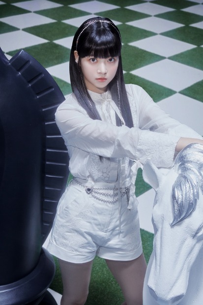 HONG EUNCHAE（ホン・ウンチェ）　（P）&（C）SOURCE MUSIC