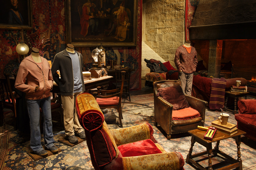 スタジオツアーロンドン‘Wizarding World’ and all related names, characters and indicia are trademarks of and （C）Warner Bros. Entertainment Inc. – Wizarding World publishing rights （C）J.K. Rowling.Warner Bros. Studio Tour London – The Making of Harry Potter.