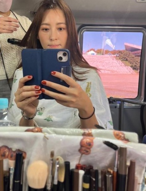 写真は青木裕子公式Instagramから（※写真は所属事務所より掲載許諾をもらってます）