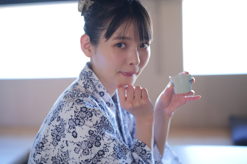 上坂すみれ 2nd写真集『すみれのゆめ』先行カット　（c）東京ニュース通信社