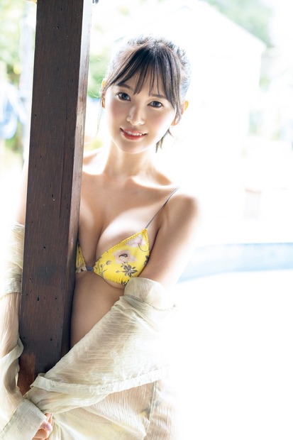 兒玉遥 写真集『Stay 25』（出版社：ワニブックス、撮影：LUCKMAN）