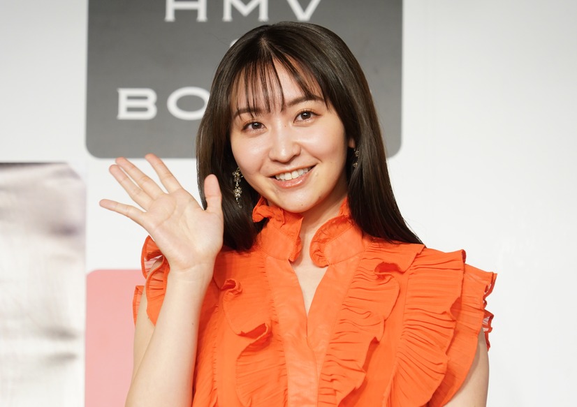 袴田彩会【写真：竹内みちまろ】