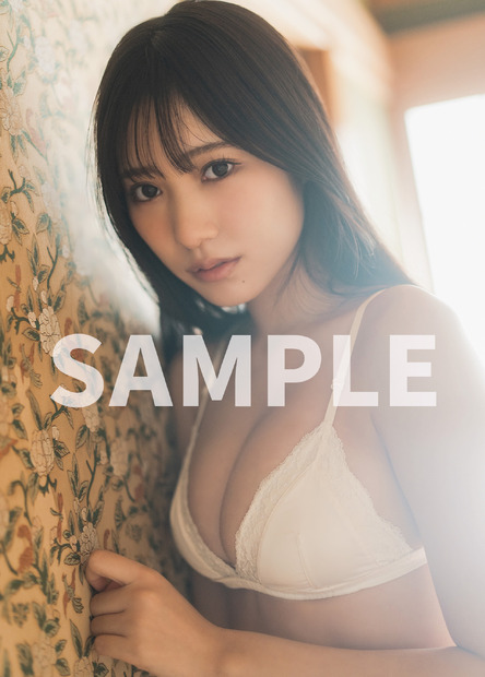 『STRiKE！8回表』【セブンネットショッピング限定特典2L判ブロマイド：横野すみれ】（c）主婦の友インフォス