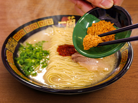 一蘭、寒い季節にピッタリのトッピングメニュー「生しょうがスパイス」新発売