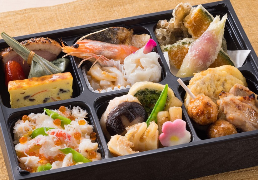 とんでん、行楽にもぴったりな多品目弁当の販売スタート