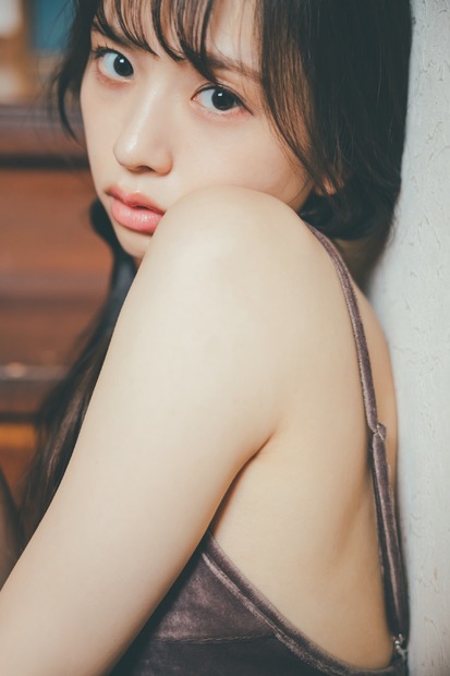 わーすた・三品瑠香 2nd写真集『ひととき』（発売：主婦の友インフォス、撮影：東京祐）