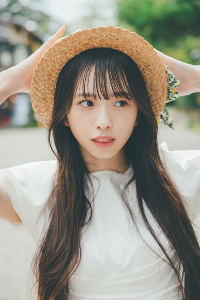 わーすた・三品瑠香 2nd写真集『ひととき』（発売：主婦の友インフォス、撮影：東京祐）