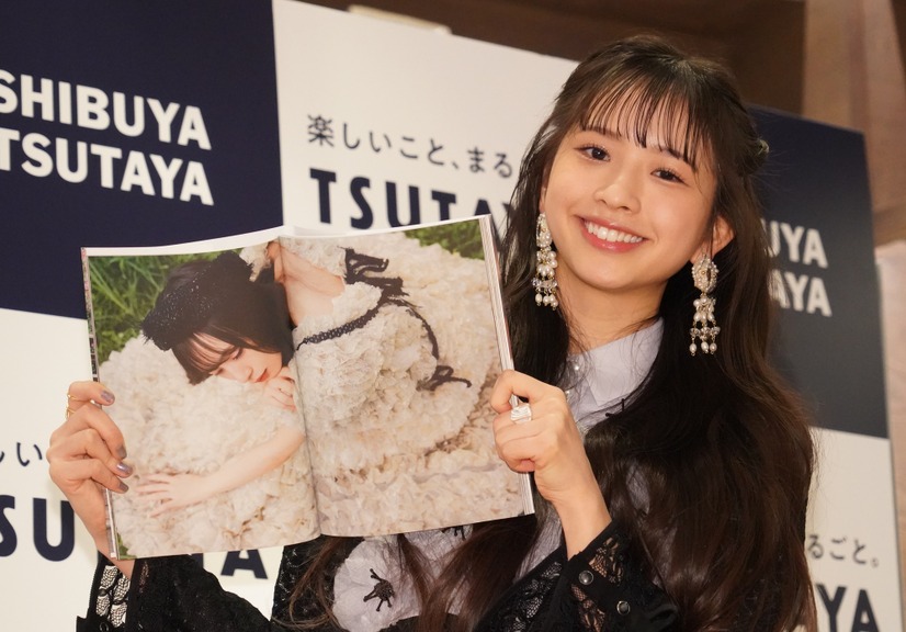 三品瑠香【写真：竹内みちまろ】