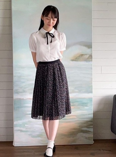 写真は藤本沙羅の公式Instagramから（※写真は所属事務所より掲載許諾をもらってます）