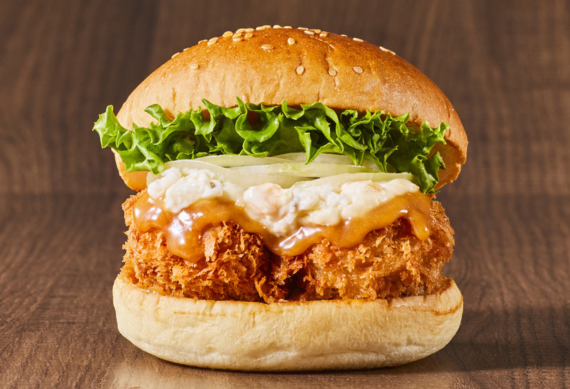 肉厚ホタテがゴロッと3つ！フレッシュネスバーガー、「ホタテフライバーガー」期間限定販売