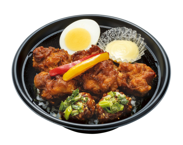 からあげ家奥州いわい監修 生姜玉ねぎ風味の鶏唐と甘辛だれの謎唐丼