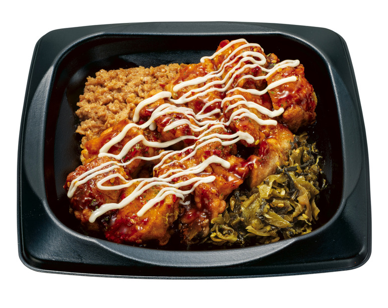 京都からあげ梅しん監修 秘伝のたれの鶏唐と謎唐丼