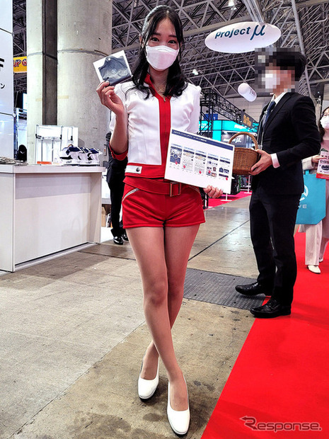 JAFでユーザー登録を集めていたお姉さん。トラブル対応で忙しかったのに、対応いただきありがとうございます。