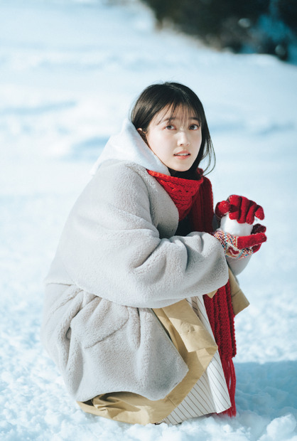 『B.L.T.2023年3月号』【セブンネットショッピング購入特典ポストカード：久保史緒里（乃木坂46）】　（c）東京ニュース通信社