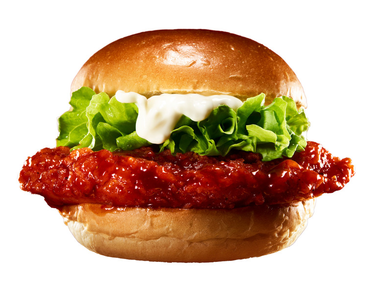 チーズヤンニョムチキンバーガー