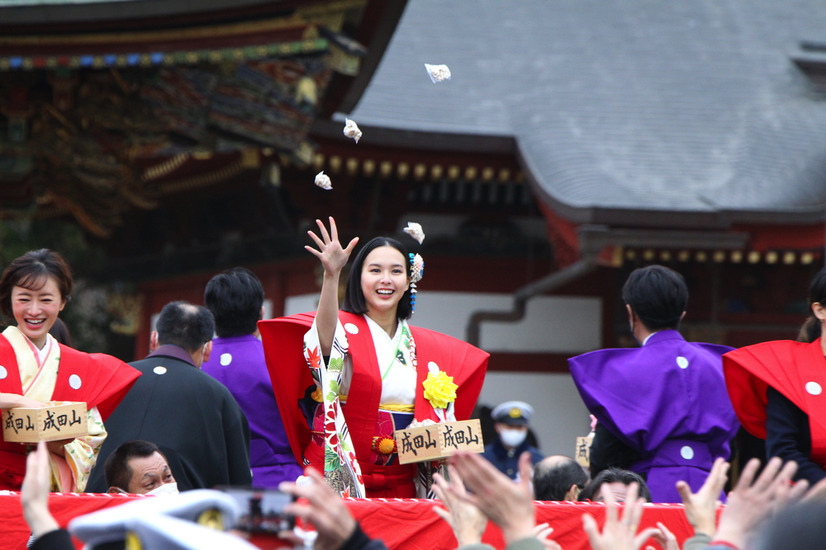 白河れい、成田山新勝寺の豆まき式に登場！「子供の頃は父（元貴乃花）が鬼役」と思い出も