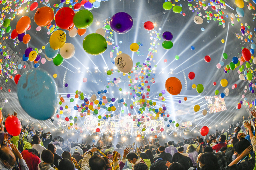 全国で40万人動員！『桑田佳祐 LIVE TOUR 2022 』千秋楽の年越しライブ公演が12日配信