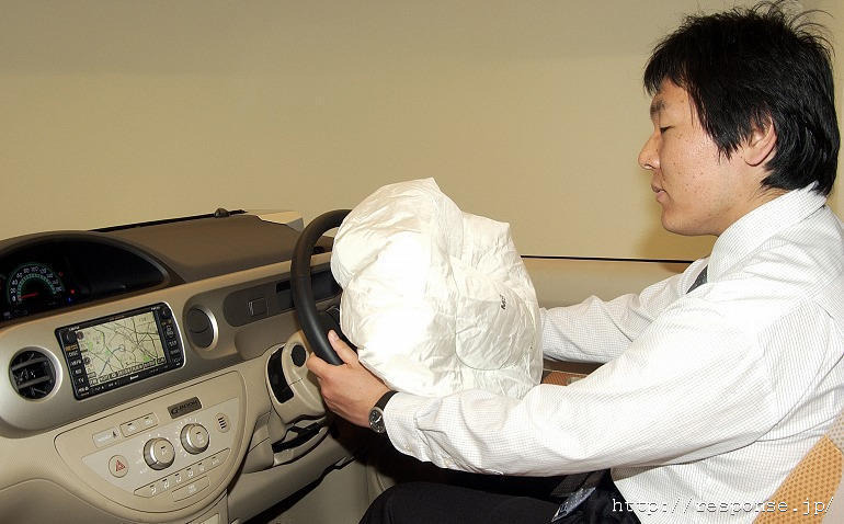 　4月14日、トヨタ自動車がテレマティクスサービス『G-BOOK』のサービスを一新し、『G-BOOK ALPHA』とすると発表した。