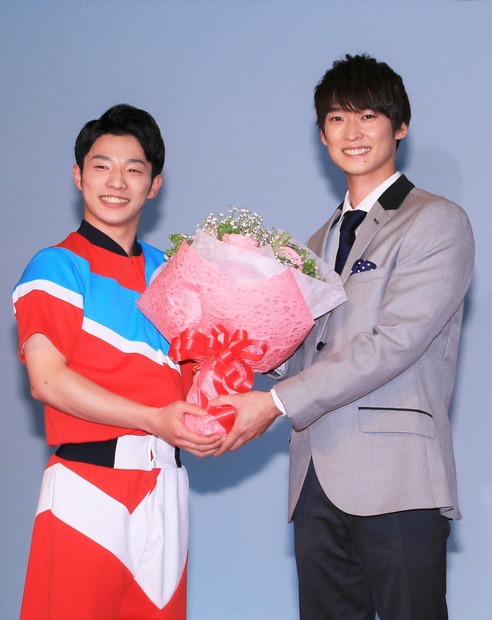 佐久本和夢、福尾誠【撮影：小宮山あきの】
