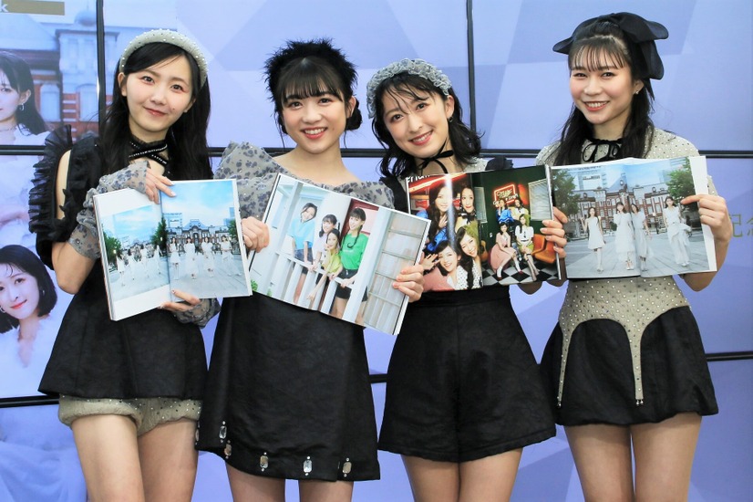東京女子流（山邊未夢、新井ひとみ、中江友梨、庄司芽生）【撮影：小宮山あきの】