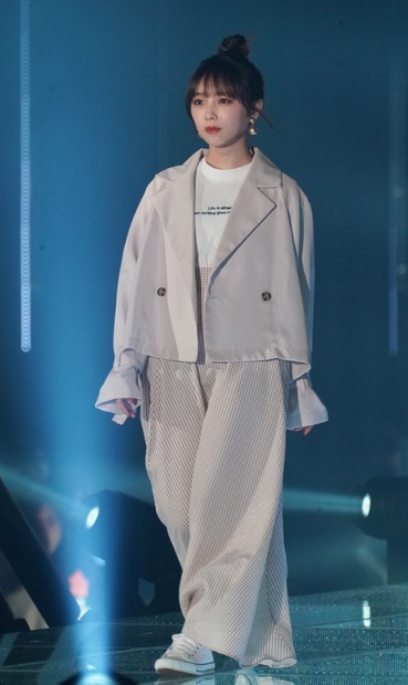 与田祐希【写真：竹内みちまろ】