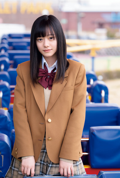 『B.L.T.graduation2023中学卒業』【ローソンエンタテインメント購入特典ポストカード：仲村悠菜（私立恵比寿中学）】　（c）東京ニュース通信社