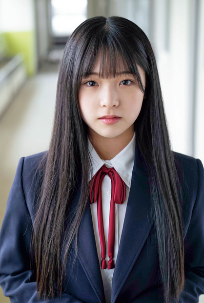 『B.L.T.graduation2023中学卒業』【TSUTAYA EBISUBASHI購入特典ポストカード：田中雪乃（NMB48）】　（c）東京ニュース通信社