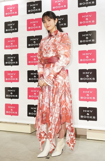 小泉萌香【写真：竹内みちまろ】