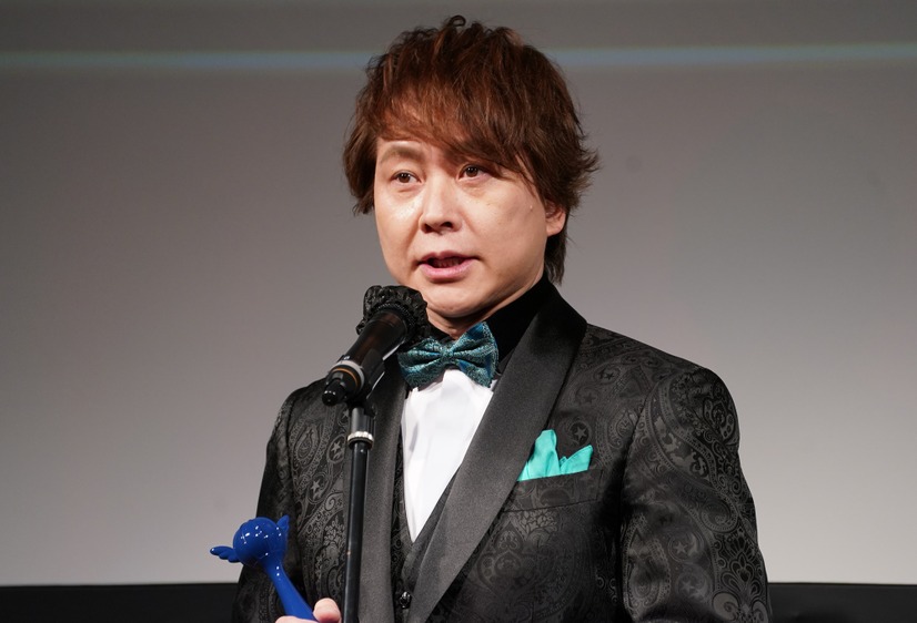置鮎龍太郎【写真：竹内みちまろ】