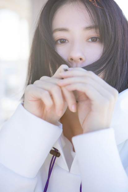 松本若菜 ファースト・フォトエッセイ「松の素」（C)KADOKAWA