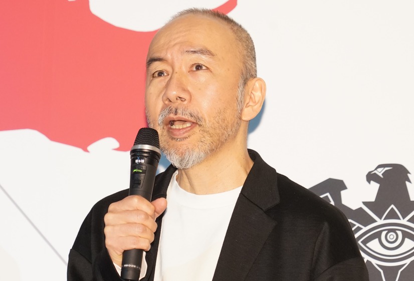 塚本晋也【写真：竹内みちまろ】
