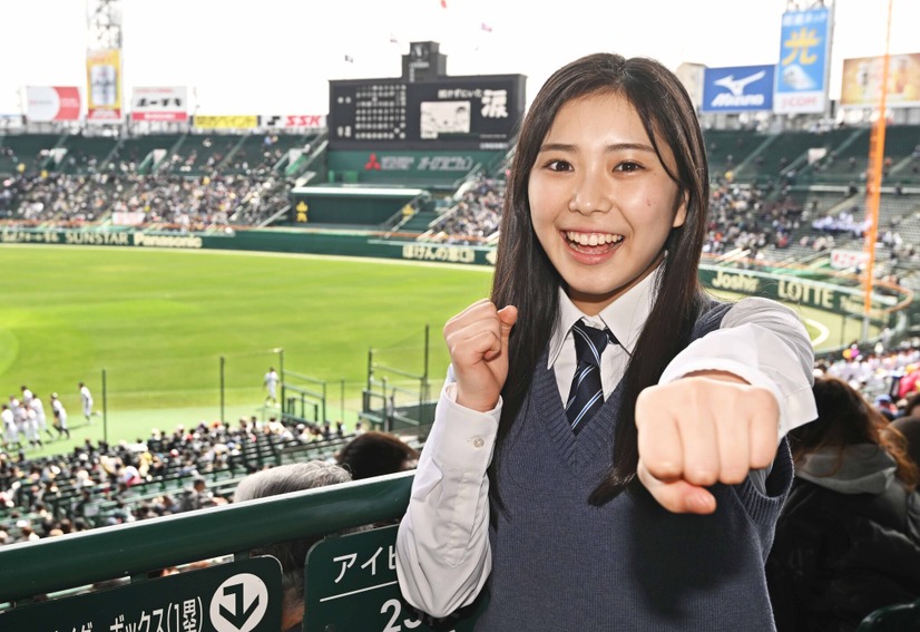 センバツ応援イメージキャラクター・久慈愛が開幕戦を観戦「うるっときました」
