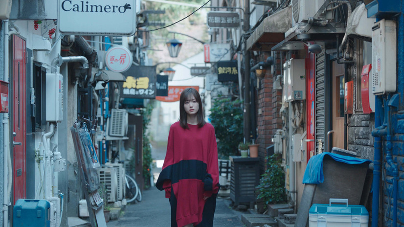 「人は夢を二度見る」MV