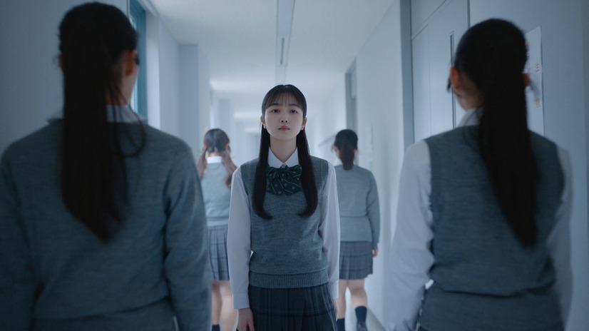 「人は夢を二度見る」MV