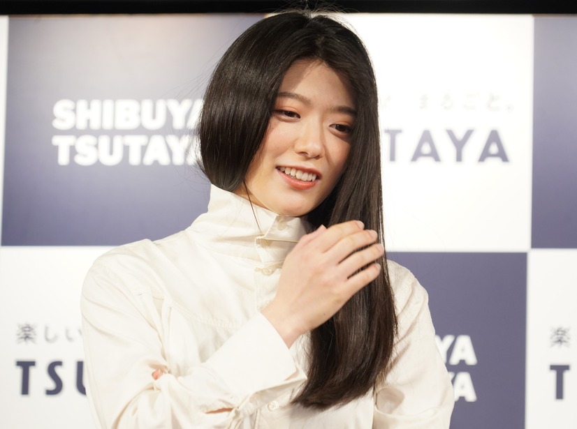 山田かな【写真：竹内みちまろ】