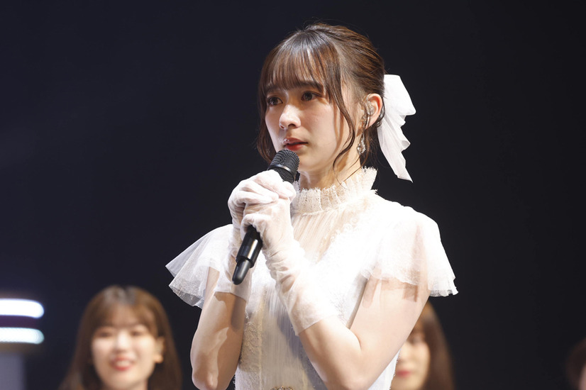 乃木坂46・鈴木絢音が卒業セレモニー！同期の堀未央奈らサプライズ登場