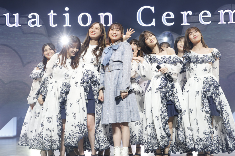 乃木坂46・鈴木絢音が卒業セレモニー！同期の堀未央奈らサプライズ登場