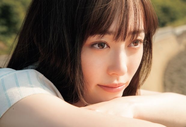 福原遥 フォトブック『gift』楽天ブックス特典ポストカード　（c）講談社