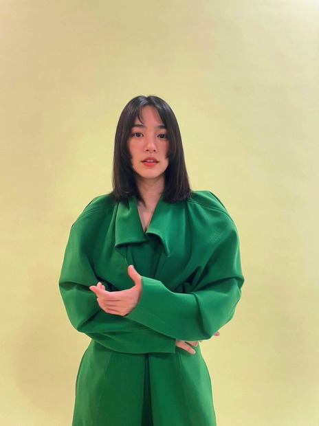 のん、坂本龍一さんとの思い出ショットを公開「思い出深い愛おしい記憶がいくつもあります」