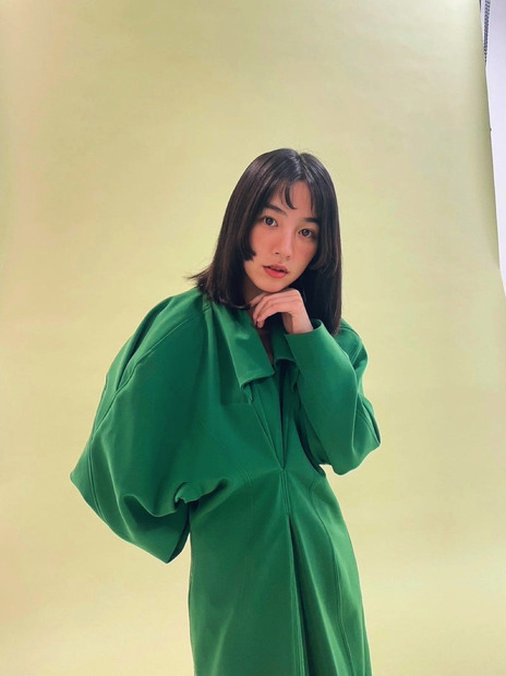 のん、坂本龍一さんとの思い出ショットを公開「思い出深い愛おしい記憶がいくつもあります」