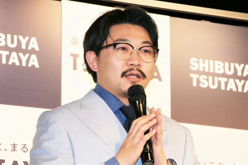 オズワルド・伊藤俊介【撮影：小宮山あきの】