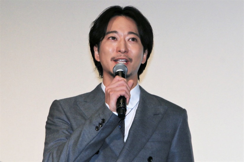 浅香航大【撮影：小宮山あきの】