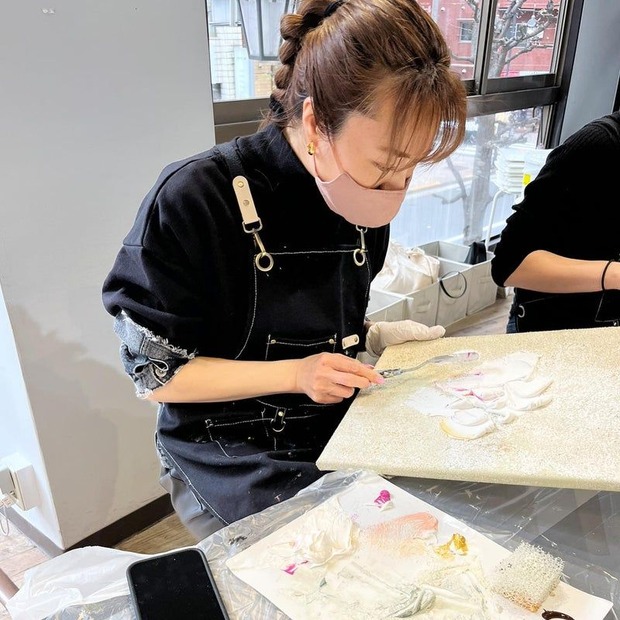 新山千春