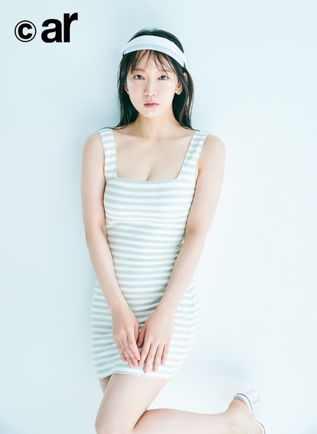 吉岡里帆　（c）主婦と生活社