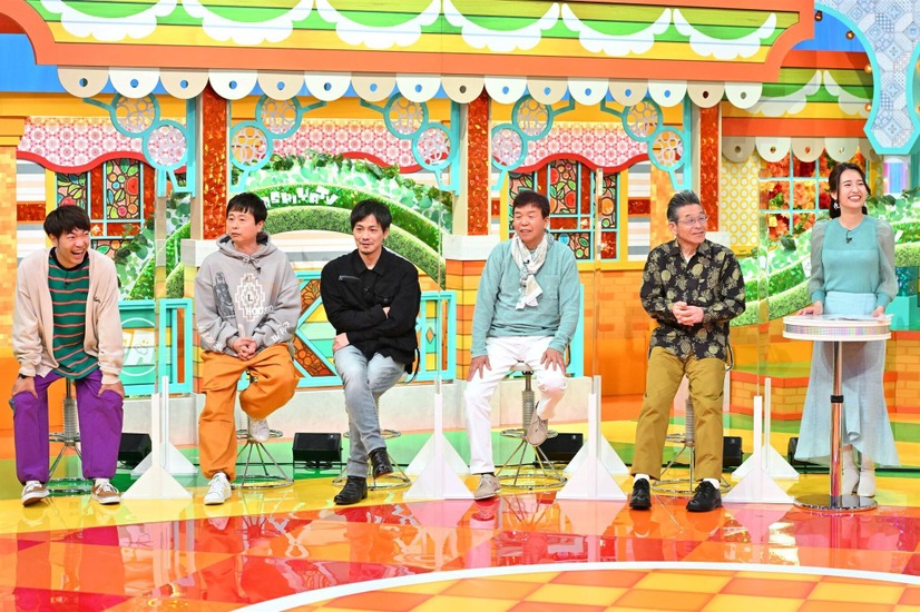 （左から）アキナ・秋山賢太、次長課長／河本準一、井上聡、村上ショージ、間寛平、山崎香佳ＭＢＳアナウンサー（C）MBS