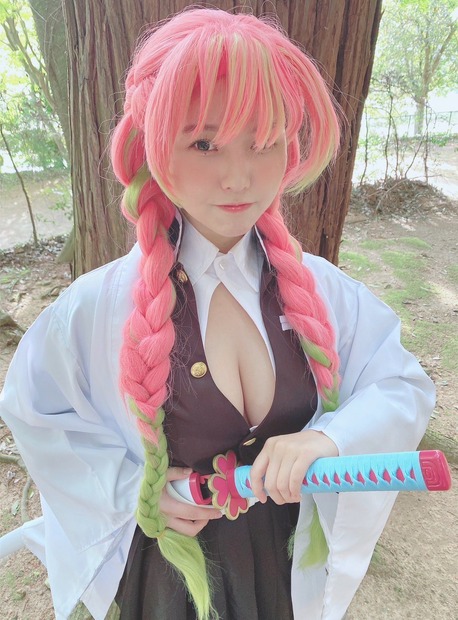 写真は本郷柚巴公式Twitterから（※写真は所属事務所より掲載許諾をもらってます）