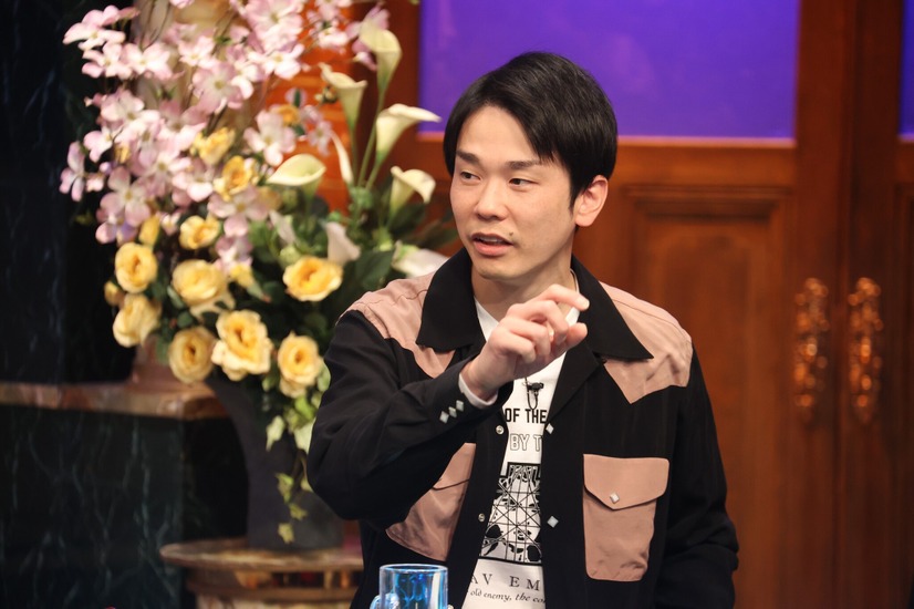 濱家隆一（かまいたち）　（c）フジテレビ