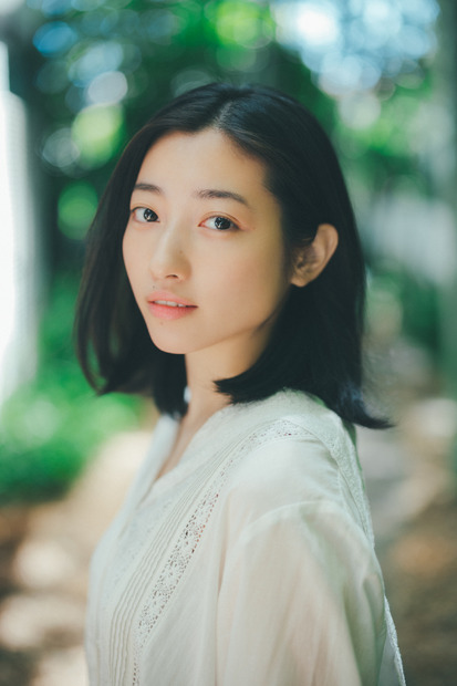 川島鈴遥